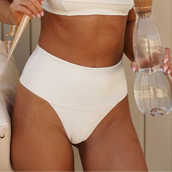 L*Space Eco Chic Repreve Desi Bikini Bottom - Picture 2 of 15